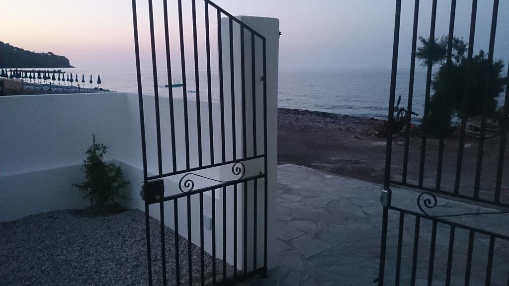 B&B La Goletta Di Salina Santa Marina Salina Exteriör bild